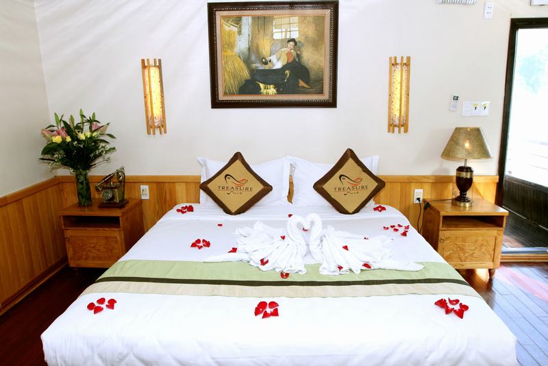 Du Thuyền Treasure Junk 14 cabin